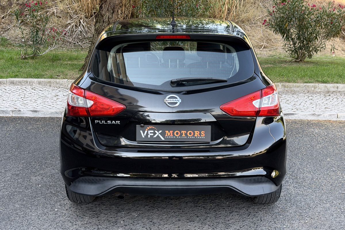 Nissan Pulsar_-3
