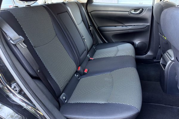 Nissan Pulsar_-5