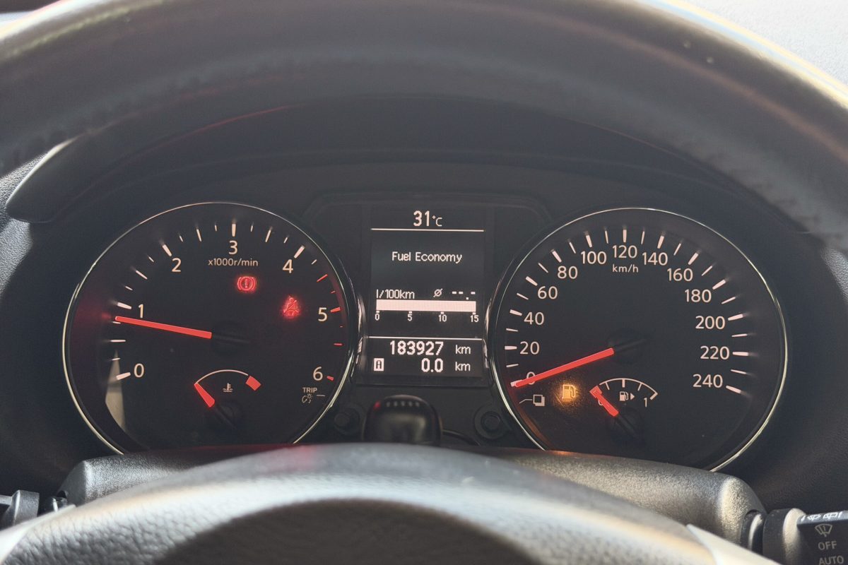 Nissan Qashqai 92-JD-16-11