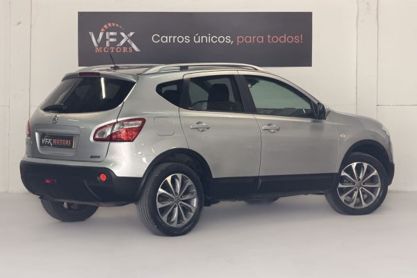 Nissan Qashqai 92-JD-16-21