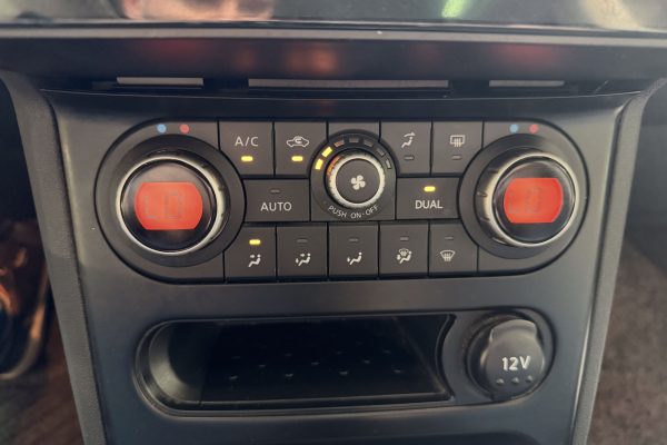 Nissan Qashqai 92-JD-16-7