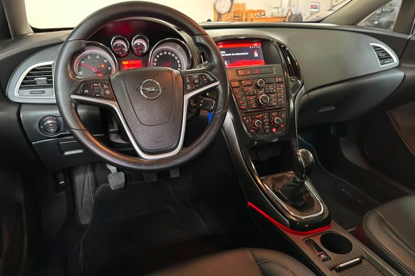 Opel Astra 17-PU-67-29