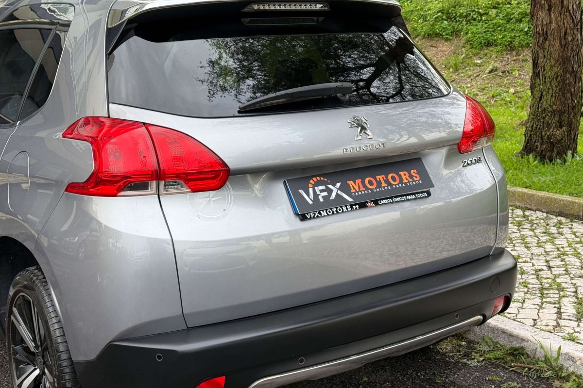 PEUGEOT 2008-27