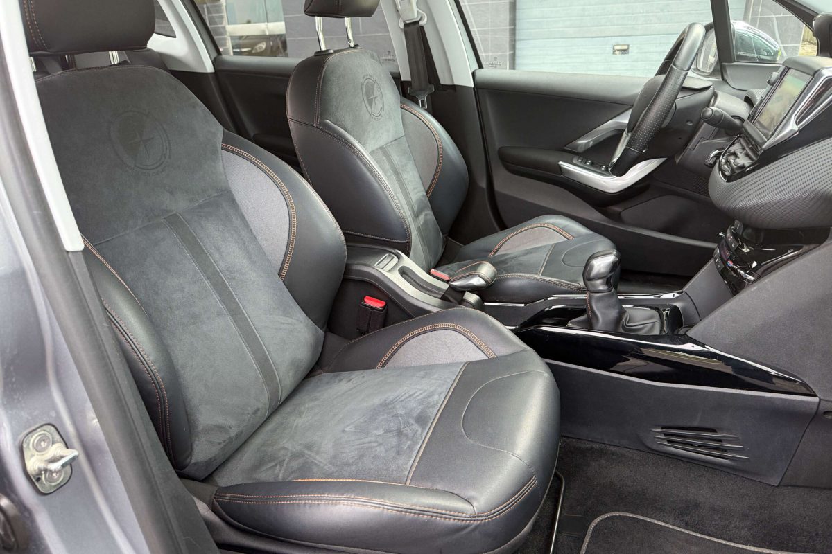 PEUGEOT 2008-3