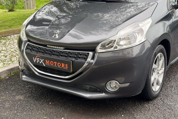 PEUGEOT 208 29-QC-38-29