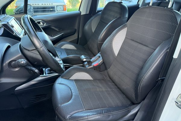 PEugeot 2008-18
