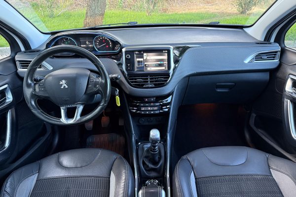 PEugeot 2008-7