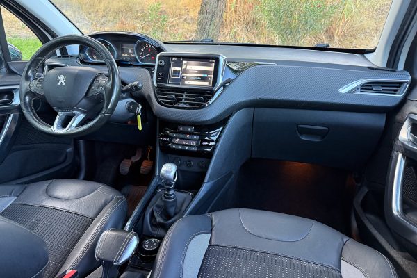 PEugeot 2008-8