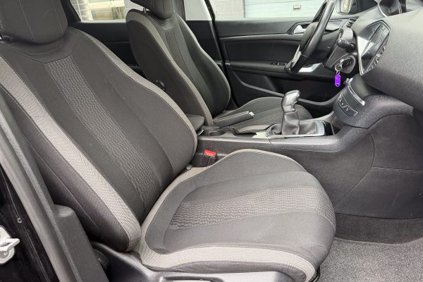 PEugeot 308 sw 39-RM-52-11