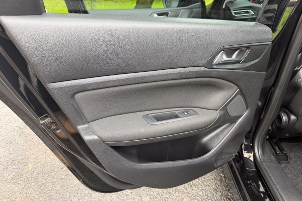 PEugeot 308 sw 39-RM-52-6