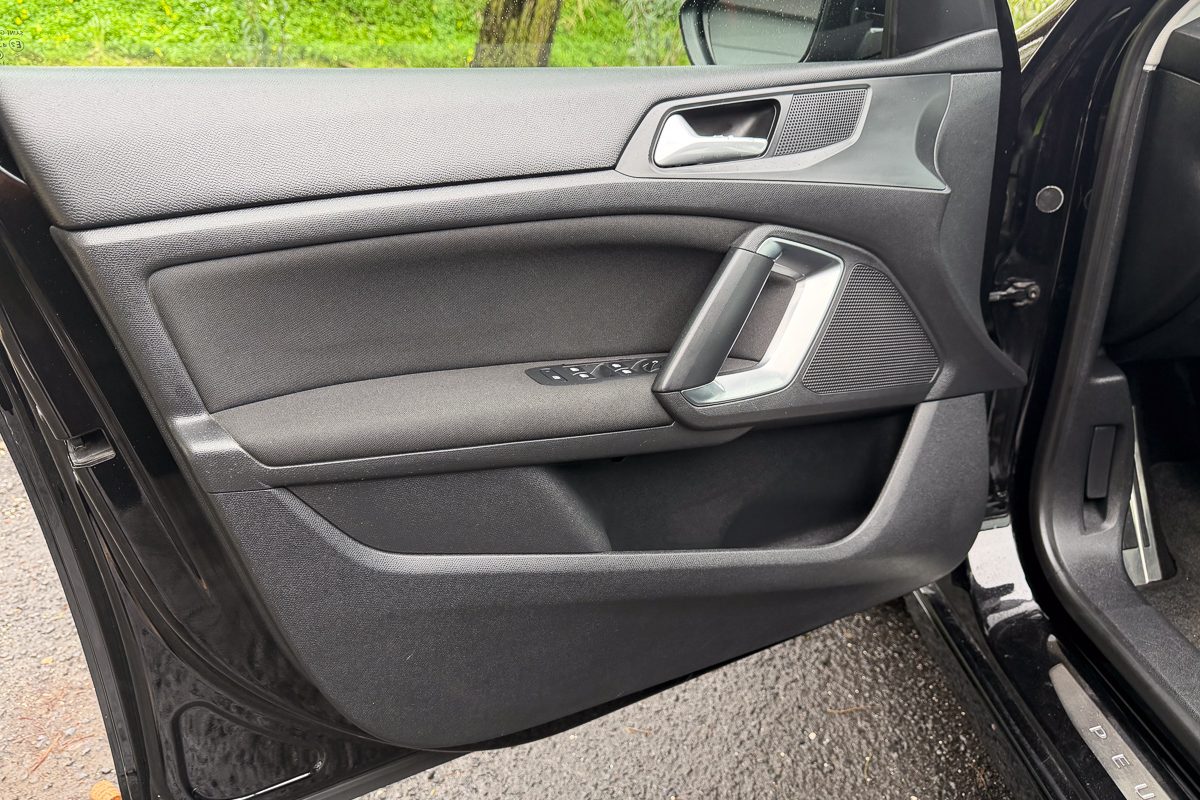 PEugeot 308 sw 39-RM-52-7