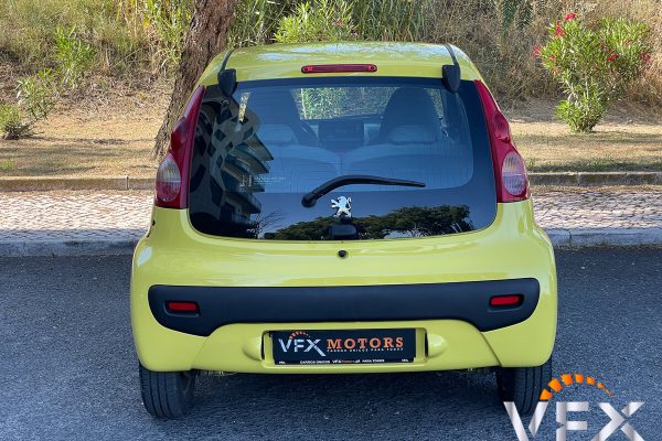Peugeot 107-12