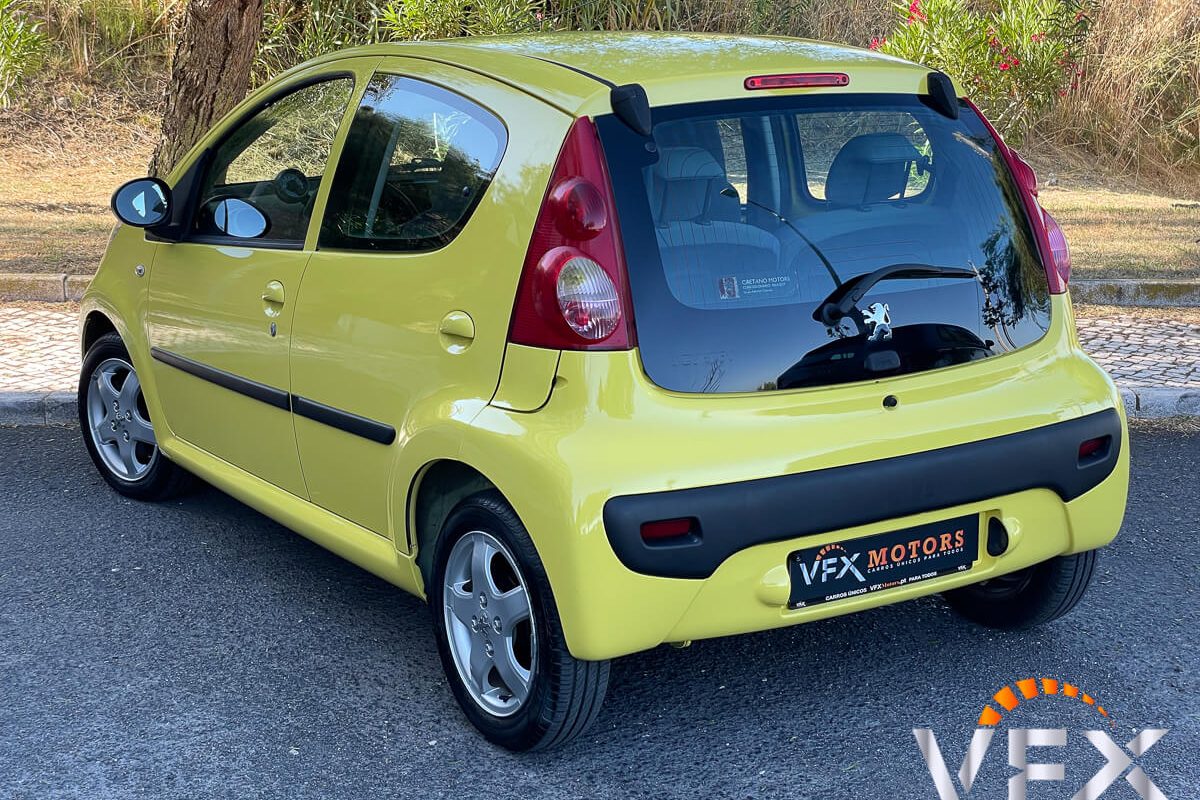Peugeot 107-13