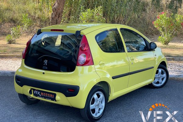 Peugeot 107-14