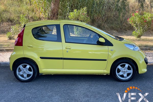 Peugeot 107-16