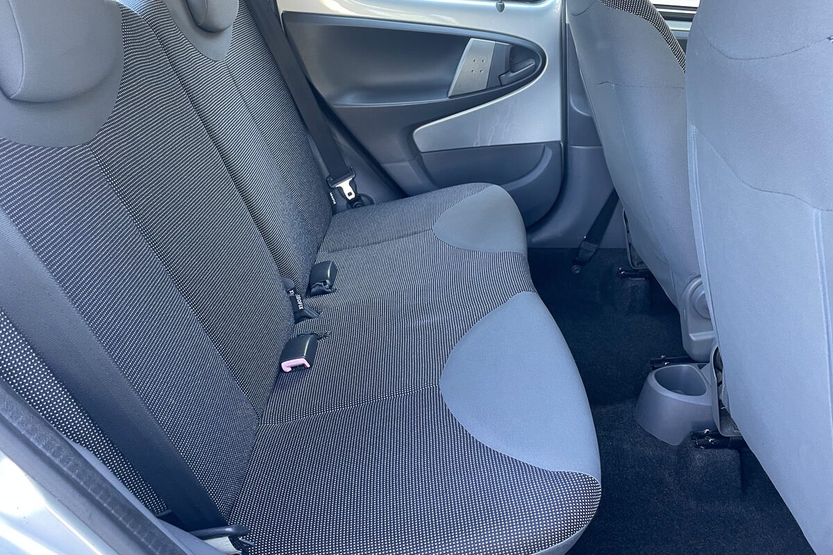 Peugeot 107-17
