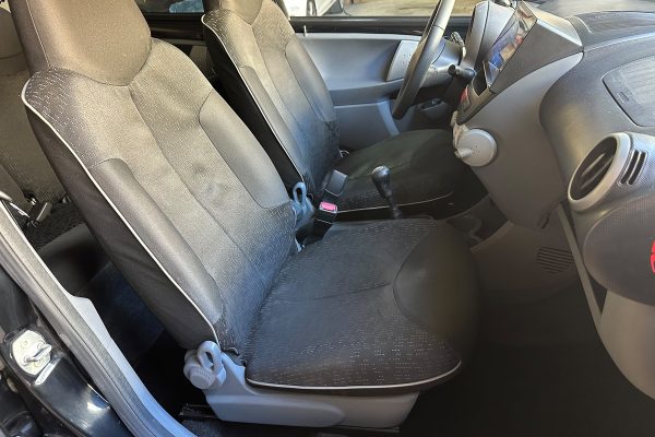 Peugeot 107 22-MS-45-28
