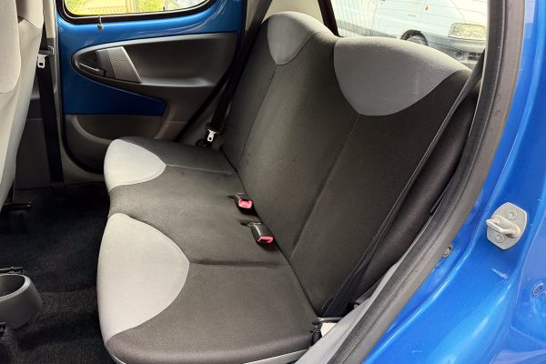 Peugeot 107 76-MI-22-2