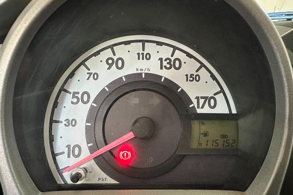 Peugeot 107 97-JN-18-22