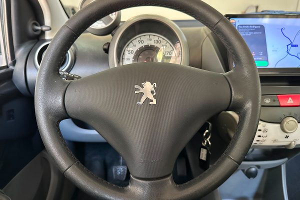 Peugeot 107 97-JN-18-24