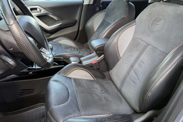 Peugeot 2008 1.6HDi-11