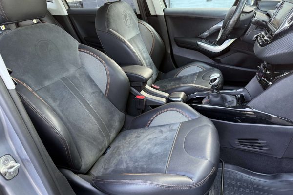Peugeot 2008 1.6HDi-13