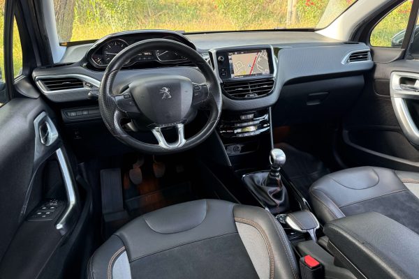 Peugeot 2008 1.6HDi-14