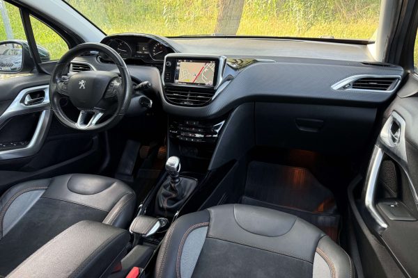 Peugeot 2008 1.6HDi-15