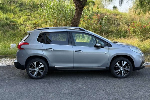 Peugeot 2008 1.6HDi-22