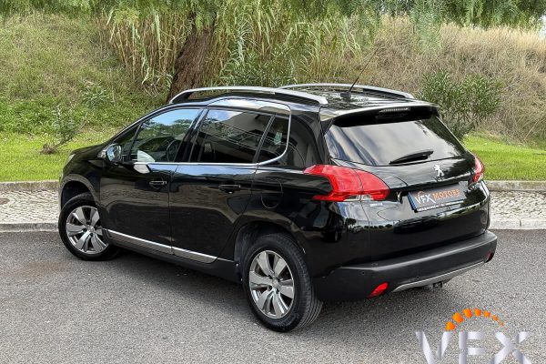 Peugeot 2008-2
