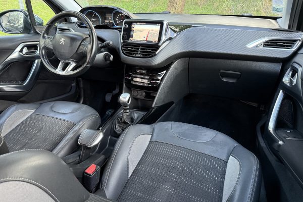 Peugeot 2008-23