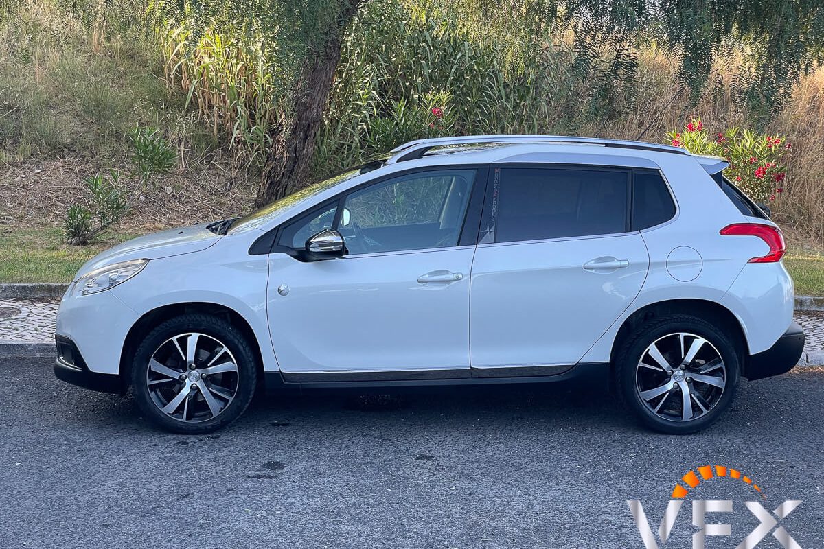 Peugeot 2008_-10