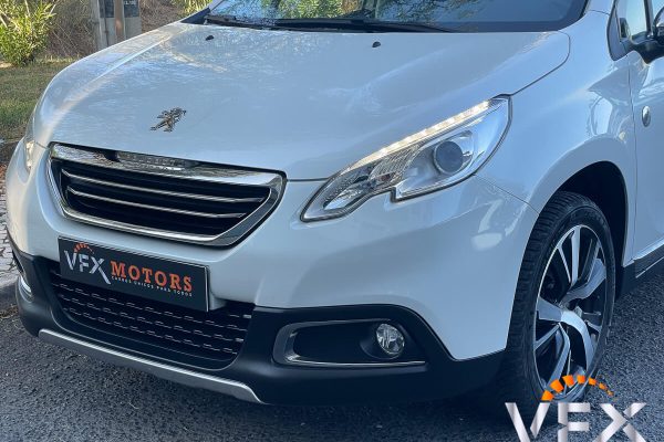 Peugeot 2008_-11