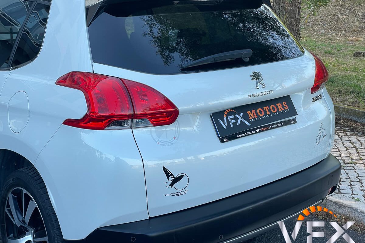 Peugeot 2008_-12