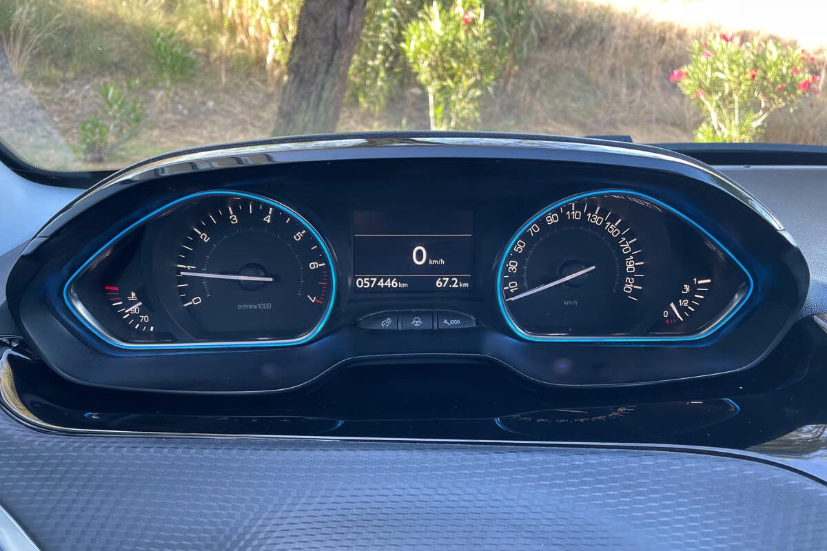 Peugeot 2008_-14