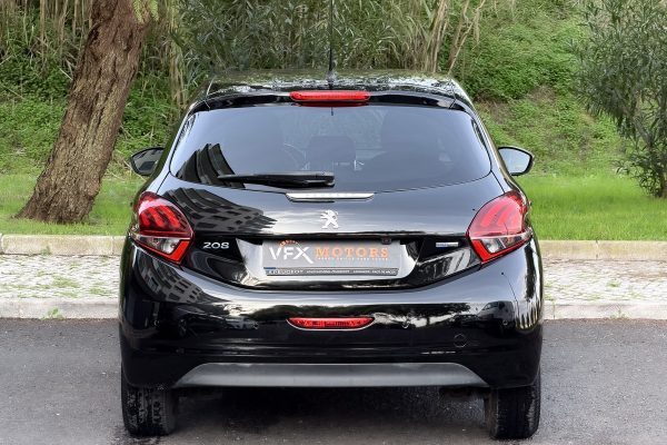 Peugeot 208 00-QV-20-4