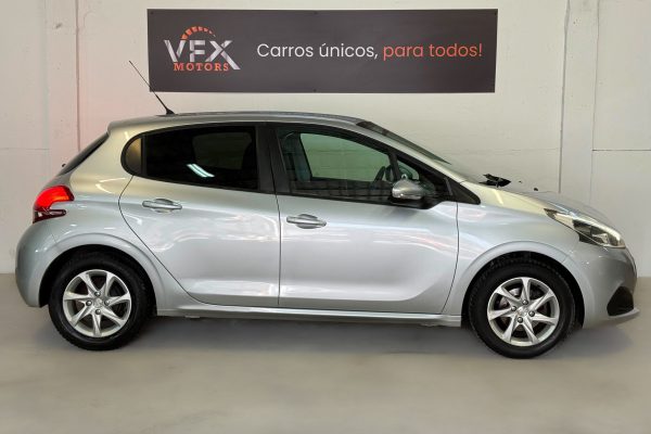Peugeot 208 00-QV-90-24