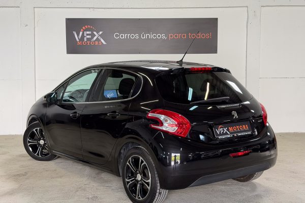 Peugeot 208 01-MT-03-26