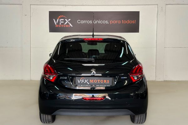 Peugeot 208 15-SD-36-14