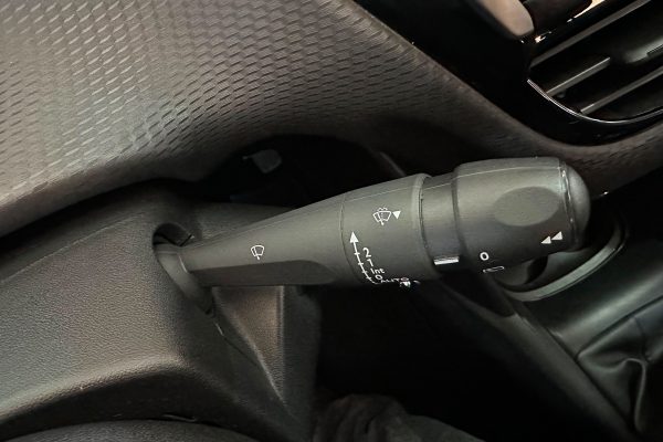Peugeot 208 15-SD-36-29