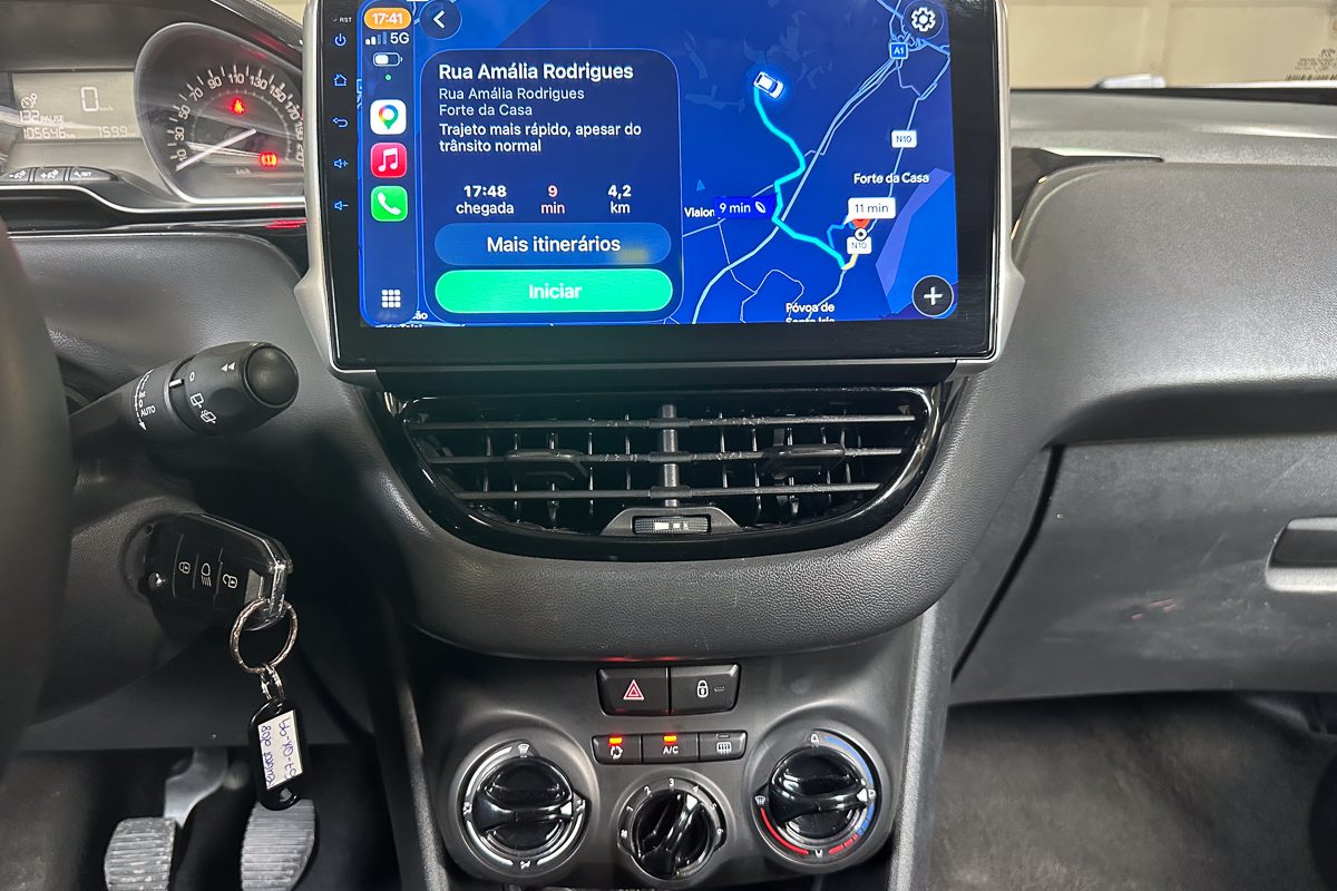 Peugeot 208 67-QX-99-10