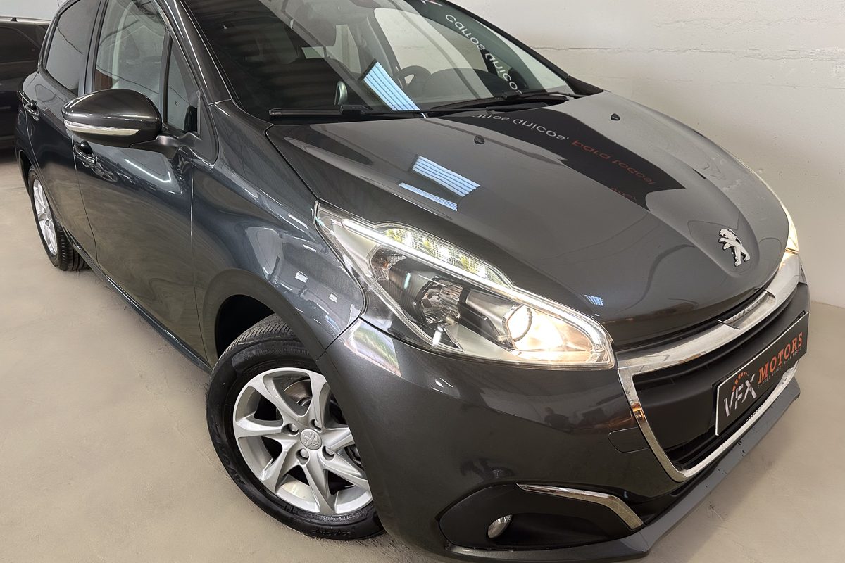 Peugeot 208 67-QX-99-19