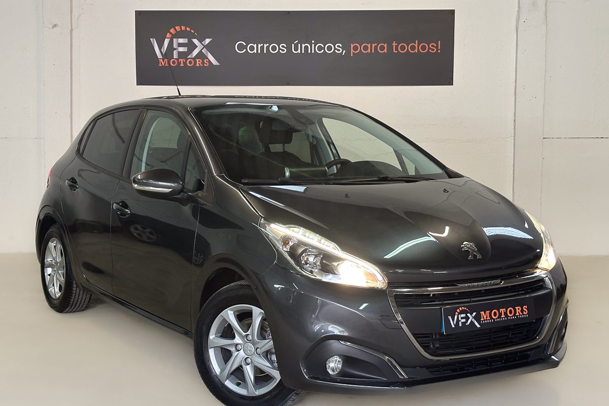Peugeot 208 67-QX-99-21