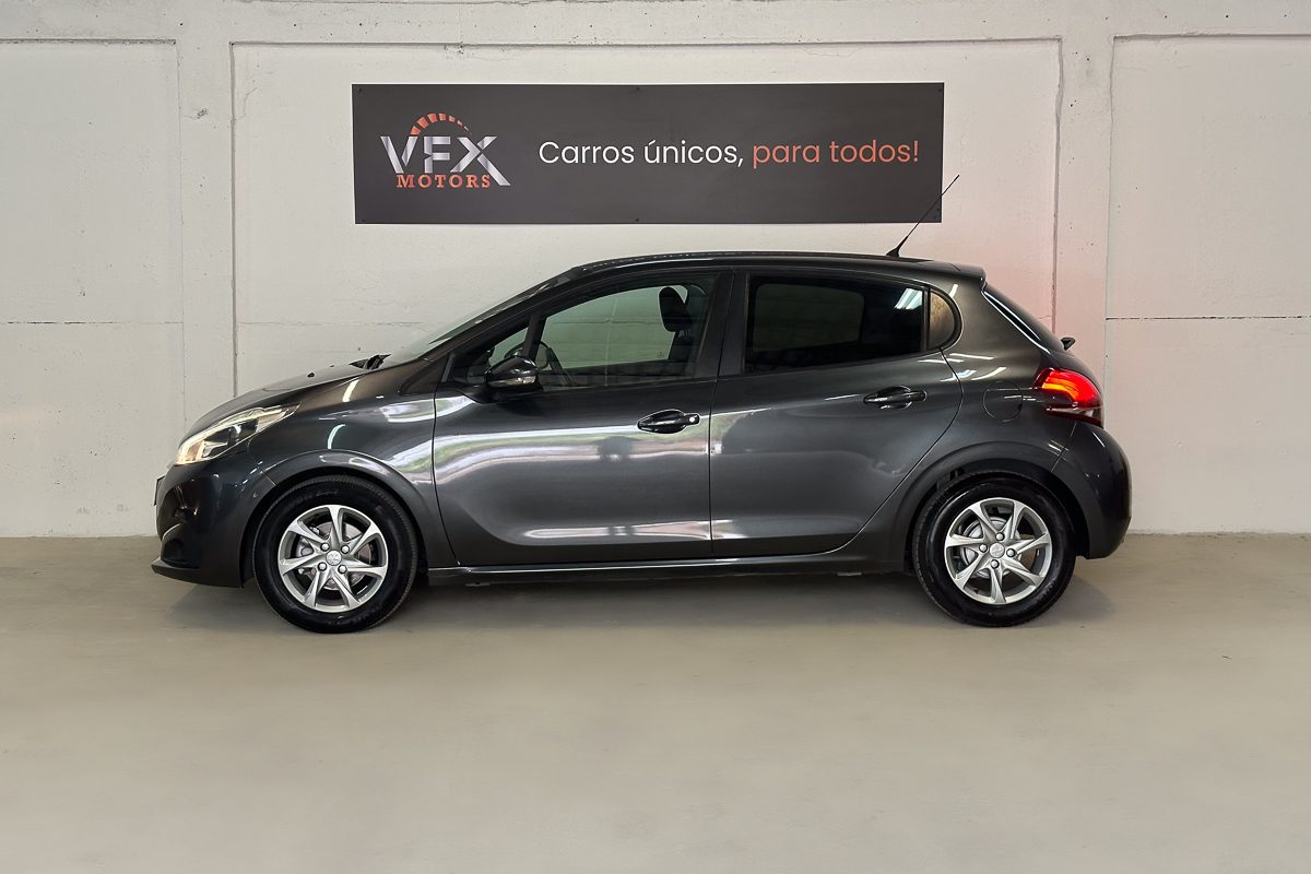 Peugeot 208 67-QX-99-24