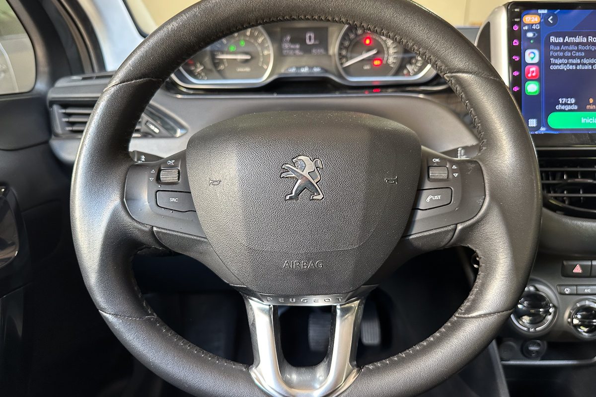 Peugeot 208 67-QX-99-3