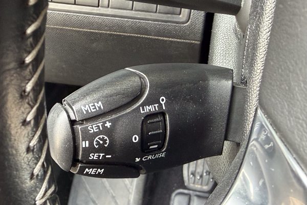 Peugeot 308 60-ZC-95-11