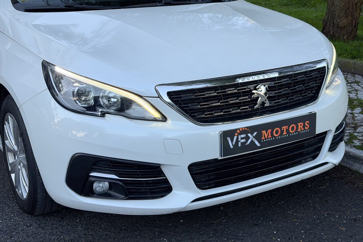 Peugeot 308 AD-95-IU-23