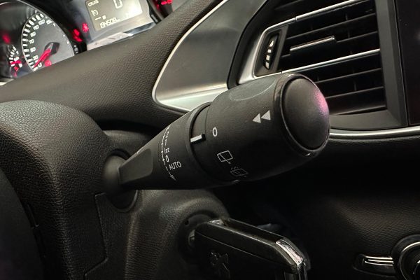 Peugeot 308 SW 45-ZI-55-20