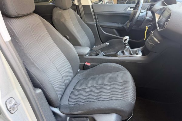 Peugeot 308 sw 67-QH-72