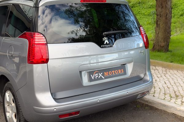 Peugeot 5008 03-PS-64-29